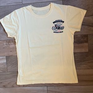 NWOT Gildan - women’s yellow graphic motorcycle tee (small)